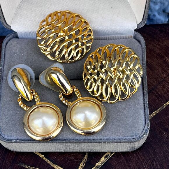 Gold Earring Set Dangle Faux Pearls and 90s Large Studs - Picture 5 of 8